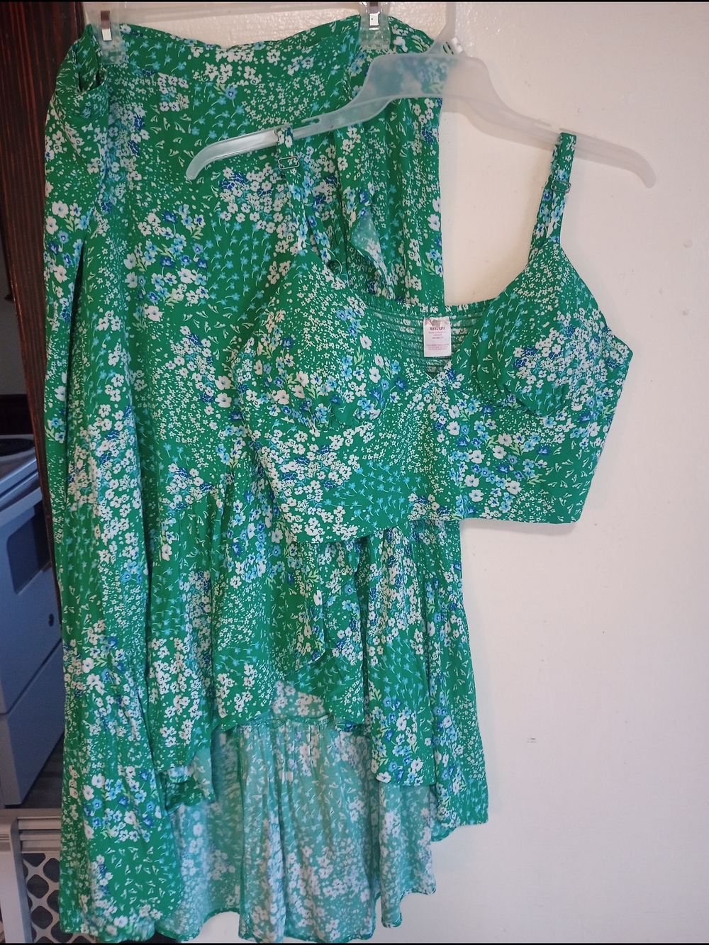 No Boundaries Green Floral 2 Pc Summer Dress w/ Wrap Skirt And Cropped Tank Top